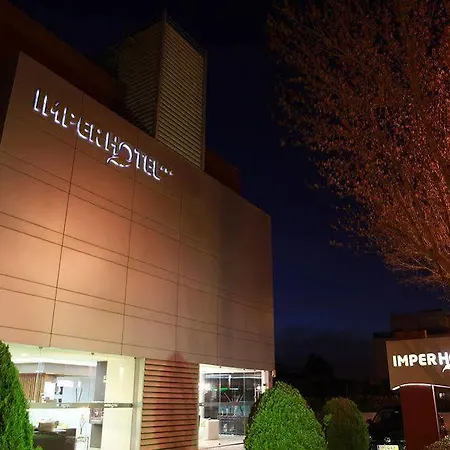 Imperhotel By Umbral מלון
