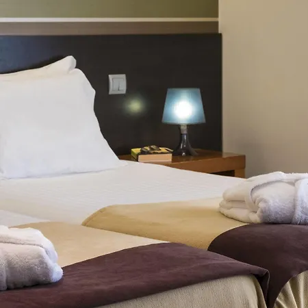 מלון Imperhotel By Umbral 3*